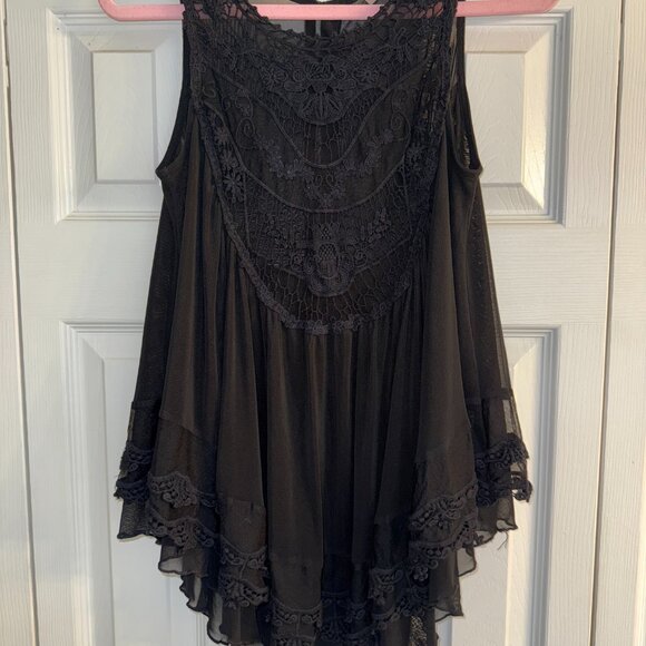 Altar'd State Tops - Altar'd State Womens Lace Tank Top Size S  Black Flowy